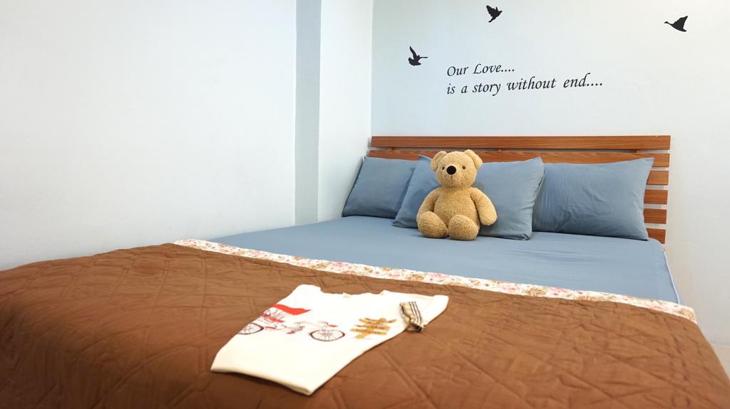 Naka Dream Hotel HHQ Habitación foto